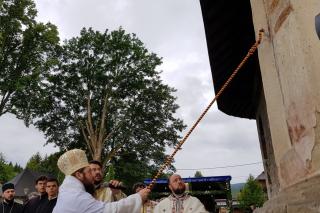 PS Părinte Damaschin, la resfințirea bisericii Mănăstirii Humor: „Răspuns bun de la Dumnezeu să primească toți ctitorii”