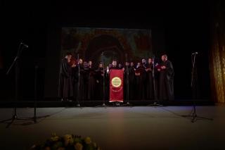 (Video) „Împărăteasă prealăudată” – Corul Ortodox „Theotokos” din Liban
