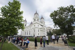 IPS Părinte Mitropolit Teofan: „Iubesc, așadar trăiesc cu adevărat!”