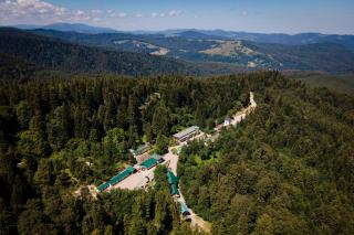 (Foto) Acasă la Sfânta Cuvioasă Teodora de la Sihla – imagini aeriene