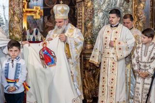 Sfântul Ioan Iacob, serbat la Catedrala Arhiepiscopală din Roman