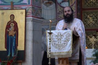 (Video) „Veacul acesta trebuie să învețe de la Sfântul Ioan Iacob ce înseamnă să-L cunoști pe Dumnezeu” – Arhim. Hrisostom Rădășanu