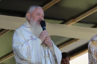(Audio) „Biserica rămâne corabia de salvare și pentru omul veacului XXI” – IPS Andrei
