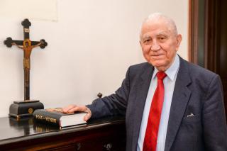 Omagiu adus profesorului Emilian Popescu la 90 de ani