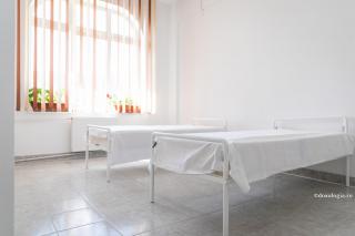 Bolnavului i se cer doar răbdarea şi mulţumirea