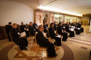 (Video) PS Damaschin s-a întâlnit cu preoții participanți la cursurile pentru obţinerea gradelor profesionale