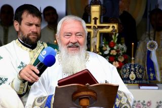 (Video) „Maria, cea plină de virtuți, se roagă și muncește” – IPS Andrei