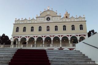 (Foto) În așteptarea Nașterii Maicii Domnului –  Biserica „Panaghia Evanghelistria” din Tinos