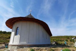 Parohia „Sfântul Ioan Botezătorul” Curagău lansează campania „Redescoperim lumea cărților”