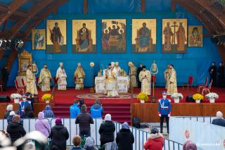 (Foto) Sfânta Liturghie în cinstea Sfântului Cuvios Dimitrie cel Nou, Ocrotitorul Bucureștilor – 2020