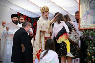 Biserica din Bețești, veche de 200 de ani, a fost resfințită de Mitropolitul Moldovei și Bucovinei