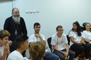 Programul de burse „Episcopul Ioachim Mareș” în Episcopia Hușilor