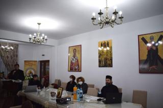 Dezbatere dedicată igienei sanitare în Parohia „Sfinţii Trei Ierarhi” din Bacău