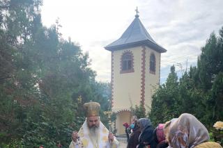 PS Ignatie a slujit în Parohia Șendreni, Protopopiatul Hârlău