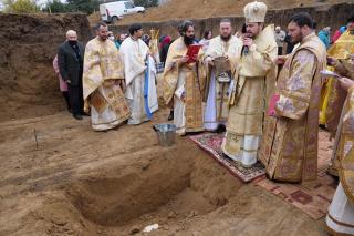 Piatră de temelie pentru biserica Sfinților Martiri Brâncoveni din Căuşeni