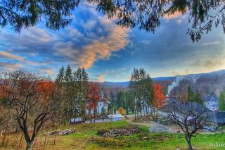 (Foto) Armonie de toamnă – Mănăstirea Sihăstria