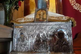 Rugăciunea silită a unei mame către Sfântul Nectarie