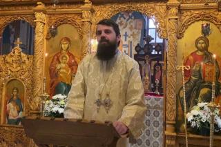 (Video) „Copiii au mare nevoie să se obișnuiască cu Dumnezeu” – Preasfințitul Părinte Benedict Bistrițeanul