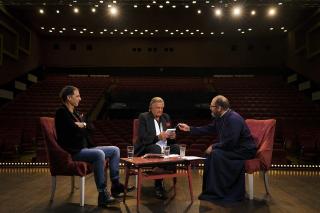 (Video) Colindând Crăciunul: Florin Piersic, la povești cu Dan Negru și Pr. Constantin Necula