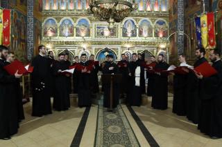 (Video) Corul Psaltic „Sfântul Ioan Damaschin” – Slobozâ-ne gazdă-n casă