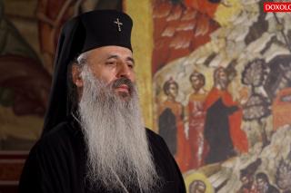 (Video) Mesaj de Anul Nou al Înaltpreasfințitului Părinte Teofan: „Dumnezeu nu ne lasă!”