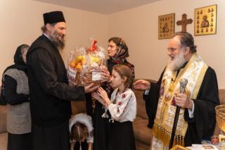 Locuința familiei Bărăscu, sfinţită de IPS Ioachim
