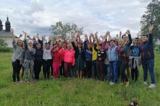 Inimi pentru inimi: „Together to help” este alături de copiii de la Școala din Ștefan cel Mare