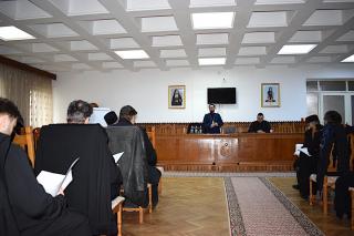 Întâlnire dedicată Concursului „Biserica – familia românilor de pretutindeni”