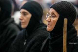 Maica Siluana, despre vaccin: „Iertarea și iubirea ne curăță ADN-ul”