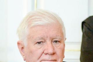 Părintele Mircea Păcurariu – Profesorul cu suflet de copil