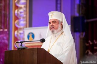 Comemorarea celor decedaţi şi cultul eroilor susțin cultura recunoștinței şi a comuniunii între generaţii