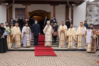 Liturghie arhierească la Biserica „Sfinţii Trei Ierarhi” din Bacău