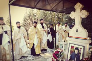 Rugăciuni pentru odihna părinţilor Arsenie Voaideș şi Antonie Jeflea
