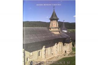Un album din Raiul Mănăstirii Neamț