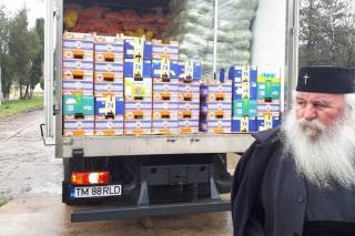 Mitropolitul Ioan a oferit 8 tone de alimente pentru spitalele de psihiatrie din Arhiepiscopia Timișoarei