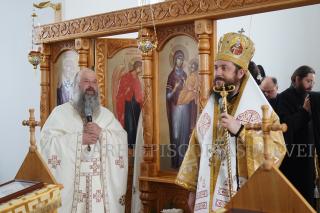 Liturghie arhierească și instalarea noului stareț la Mănăstirea „Acoperământul Maicii Domnului” – Siminicea, Fetești-Adâncata