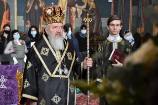 (Video) „Răstignire și Înviere” – IPS Andrei