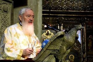 (Video) Mitropolitul Andrei: „Răstignire și Înviere” – Predică la Duminica a 3-a din Post (a Sfintei Cruci)