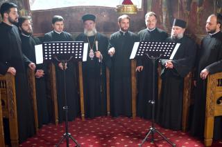 (Video) Mărturisirea Purtătoarelor de miruri – Corala Diaconia