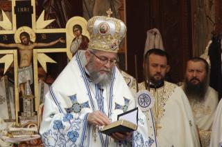 (Video) „Maica Domnului e plină de daruri și ne aude pe fiecare” – PS Iustin