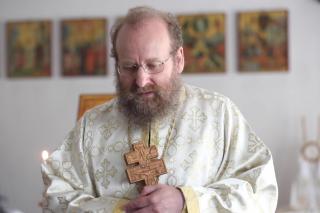 (Video) PS Sofian Brașoveanul – Predică la Sărbătoarea Sfinților Împărați Constantin și Elena