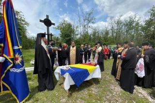 Parastas pentru victimele accidentului aviatic de la Haragâş