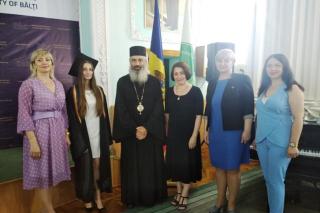 Daruri pentru șefii de promoție ai Universității „Alecu Russo” din Bălţi