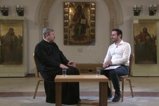(Video) Pr. Daniel Niţă-Danielescu, la „Ferestre către suflet”: „În 1641, vrednicia oamenilor s-a întâlnit cu voia Domnului”