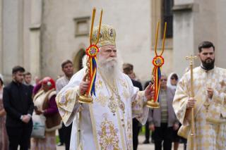 „Rugăciunea este nervul sufletului” – Predica Înaltpreasfințitului Părinte Calinic la Duminica a VII-a după Paști