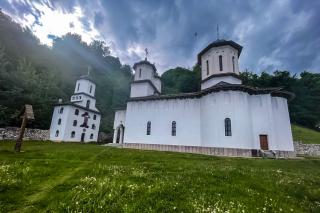 Mănăstirea Pătrunsa