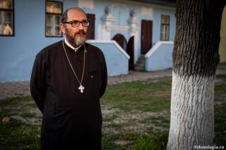 Sfințește-i pe ei întru adevărul Tău (Ioan 17, 1-13)