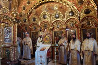 Duminica Rusaliilor la Mănăstirea Horaița: „Praznicul Pogorârii Sfântului Duh este și praznicul întemeierii Bisericii”