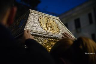 racla Sfintei Cuvioase Parascheva