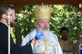 (Video) IPS Andrei – Cuvânt la sfințirea bisericii mănăstirii din satul natal, Oarța de Sus
